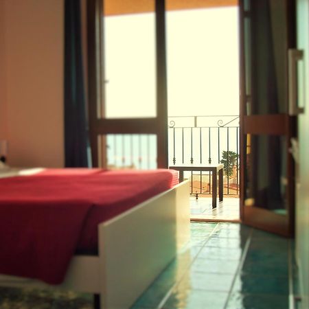 Hotel Bellavista S'Archittu الغرفة الصورة
