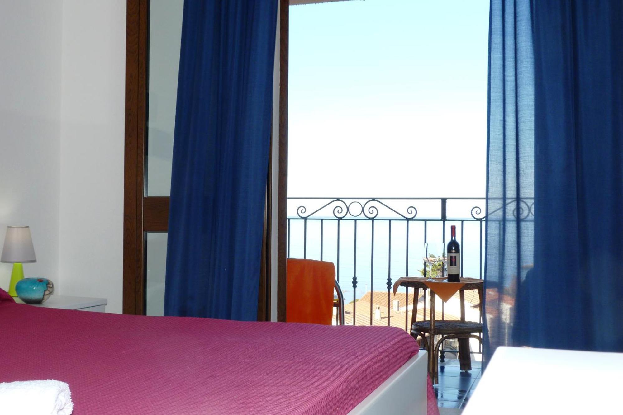 Hotel Bellavista S'Archittu الغرفة الصورة