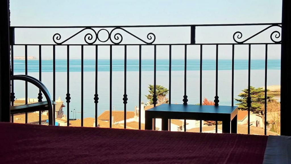 Hotel Bellavista S'Archittu الغرفة الصورة